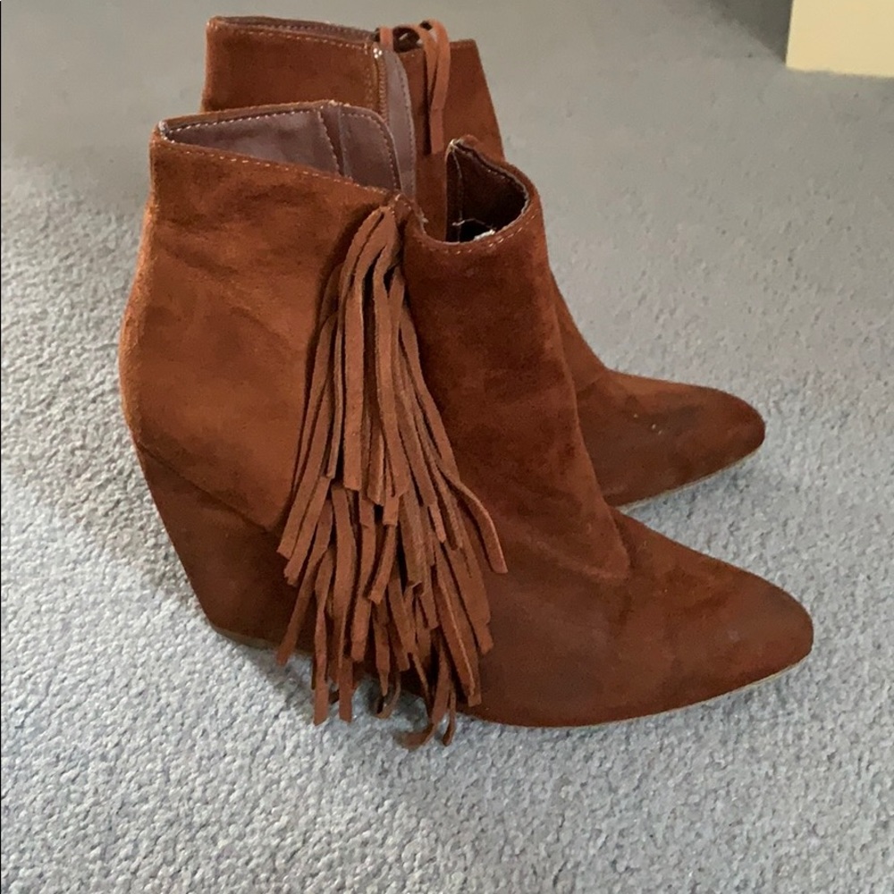 Wedge boots